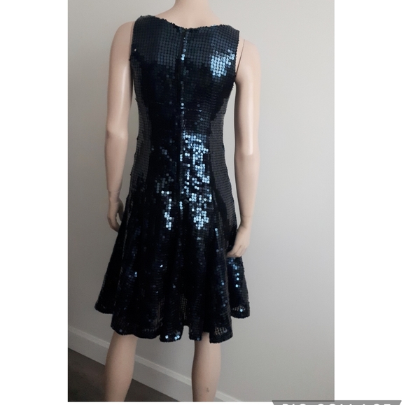 Gio Guerreri | Midnight Blue Sequin Embellished Dress - Picture 3 of 13